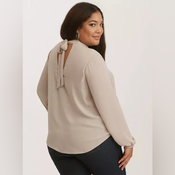 Torrid Taupe Georgette Mock Neck Blouse Tie-Back Cutout Size 1 (NWT) - Picture 2 of 9